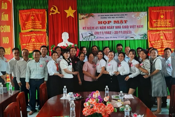 Lễ kỉ niệm 41 năm Ngày Nhà giáo Việt Nam