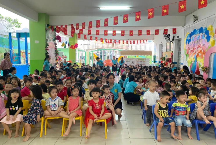 Học Sinh Hào Hứng Xem Kịch "Sơn Tinh, Thủy Tinh" Cùng Nhà Hát Thiếu Nhi Nụ Cười