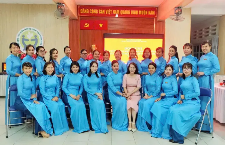 CÔNG TÁC TỔ CHỨC KIỂM ĐIỂM VÀ ĐÁNH GIÁ, XẾP LOẠI CHẤT LƯỢNG CHI BỘ MẦM NON HỌA MI XÃ NHÀ BÈ NĂM 2025