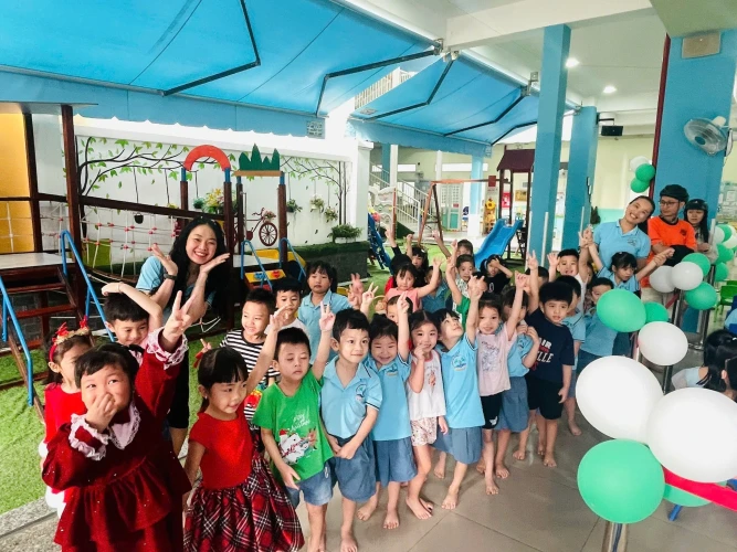 Ngày hội sắc màu tuổi thơ