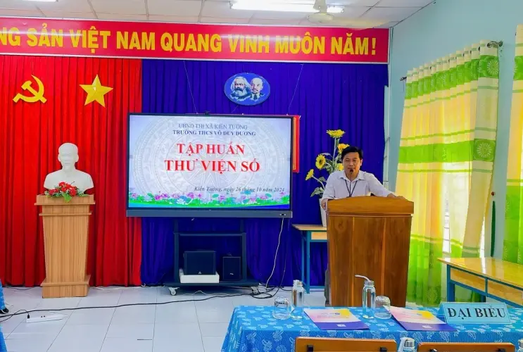 Buổi Hội thảo Thư viện số tại Phòng GD&ĐT Thị xã Kiến Tường