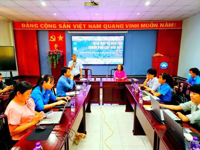 Chuyển đổi số trong khai thác, sử dụng tài nguyên thư viện tại Phòng Giáo dục và Đào tạo Thành phố Thủ Dầu Một