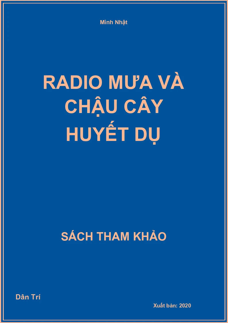 Radio mưa và chậu cây huyết dụ