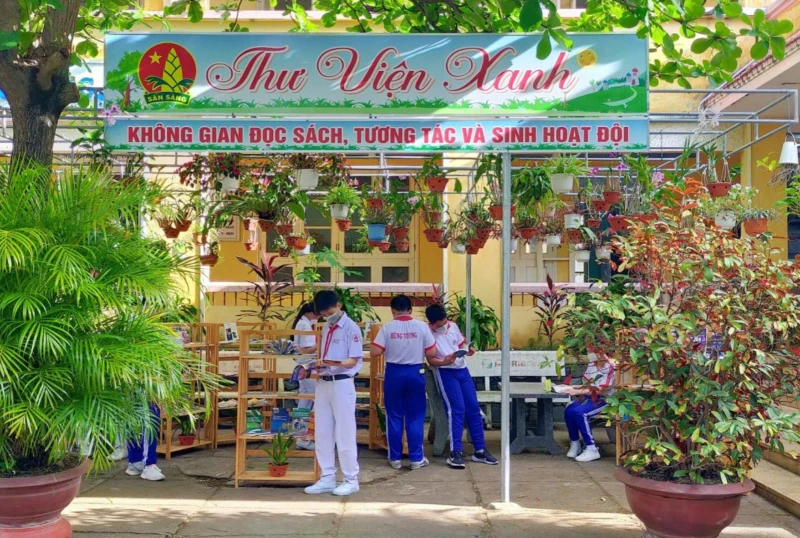 Thư viện xanh - Không gian đọc sách, tương tác và sinh hoạt Đội