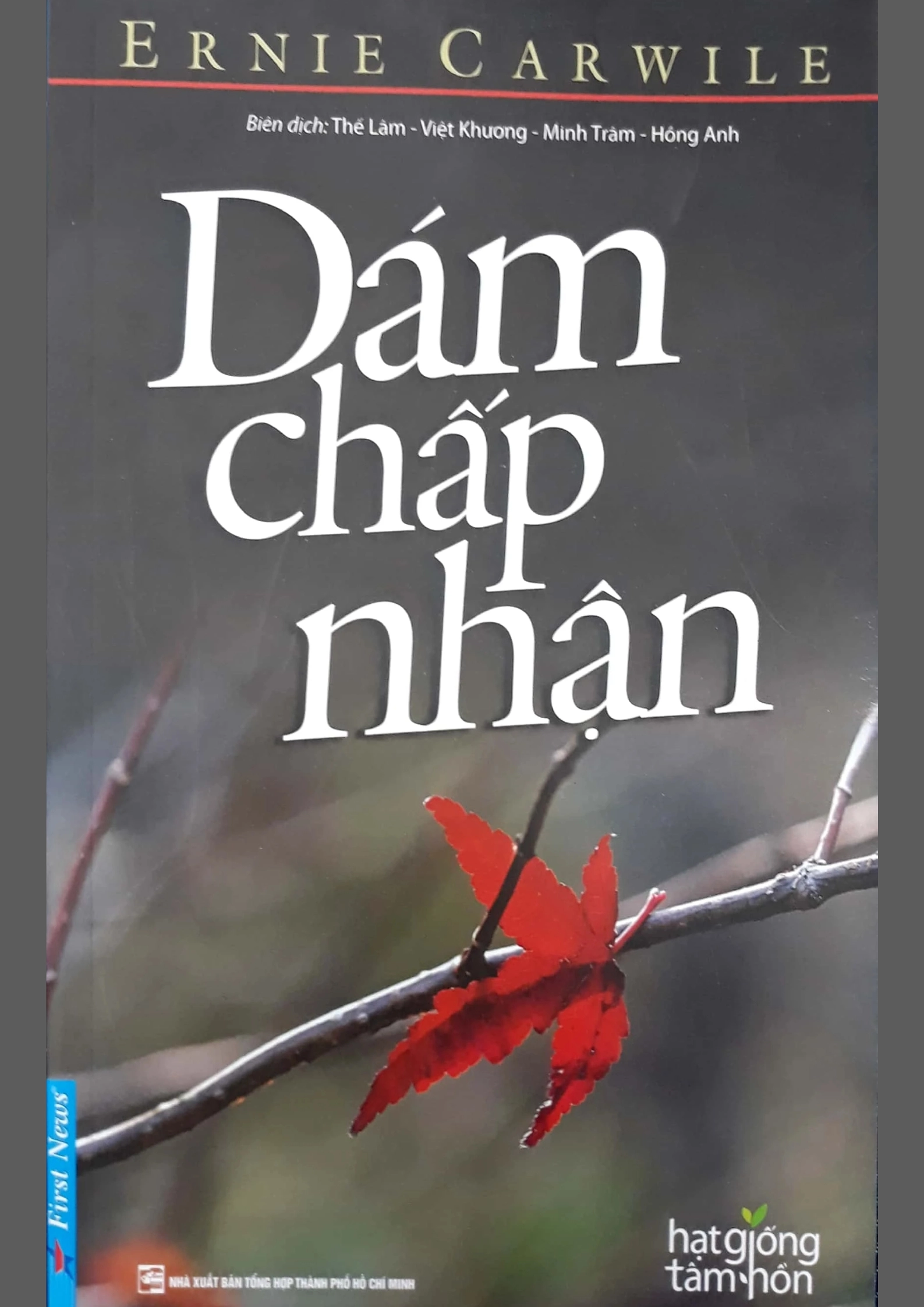 Dám chấp nhận