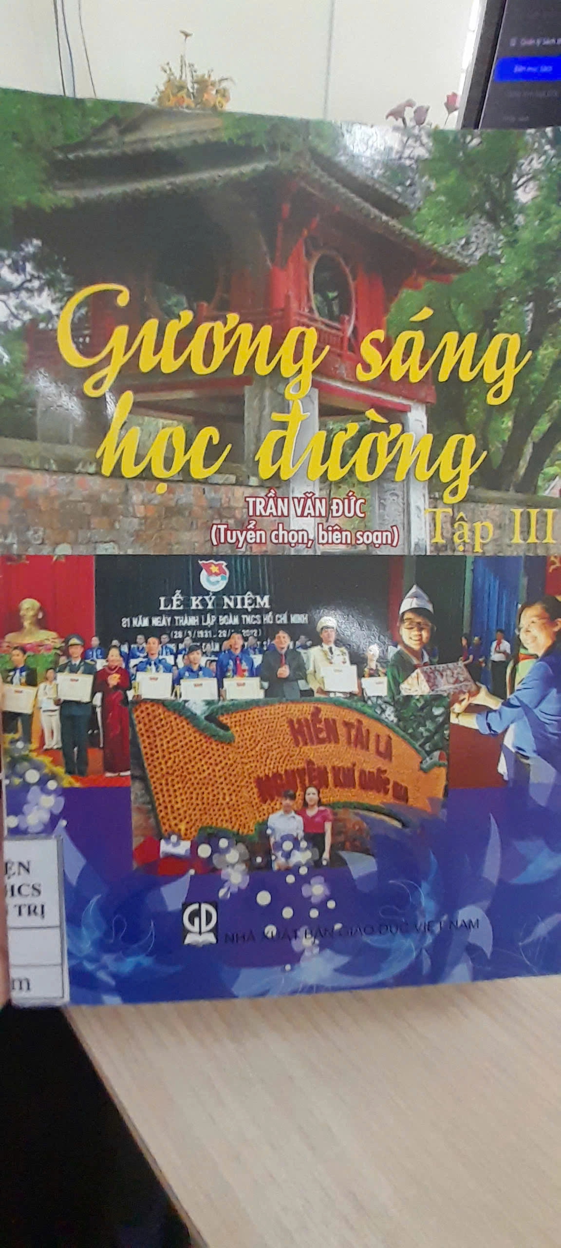 Gương sáng học đường : Tập 3