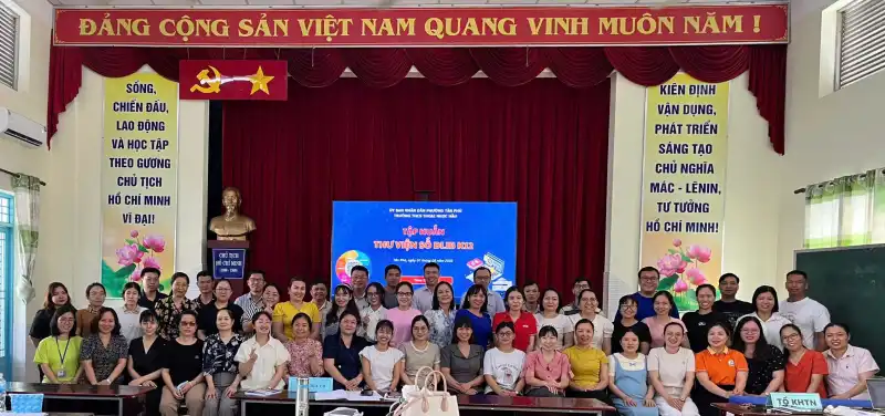 Buổi tập huấn Thư viện số tại trường THCS Thoại Ngọc Hầu