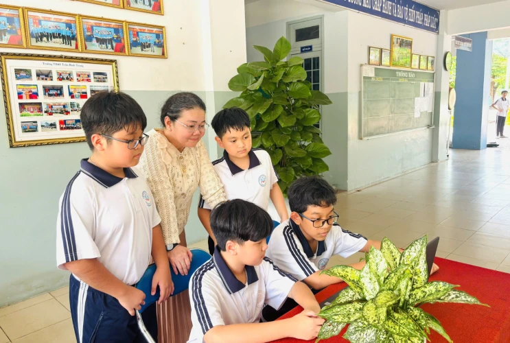 Sôi Nổi Tuần Lễ Đọc Sách Trên Thư Viện Số DLib K12 Tại Trường THCS Trần Bình Trọng: Học Sử Để Cảm Nhận Lòng Tự Hào Quê Hương