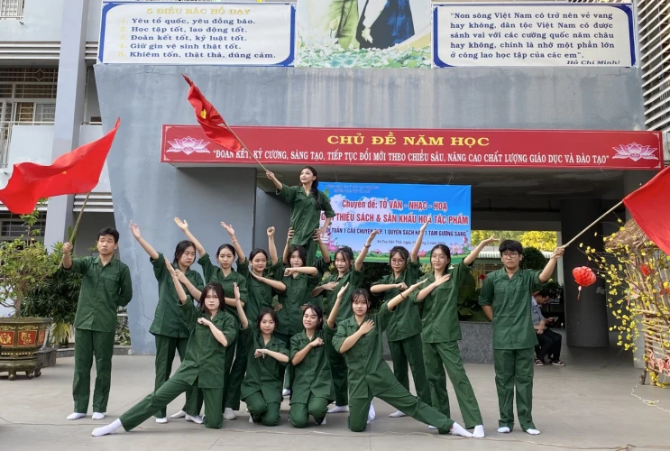 Sân khấu hoá tác phẩm văn học