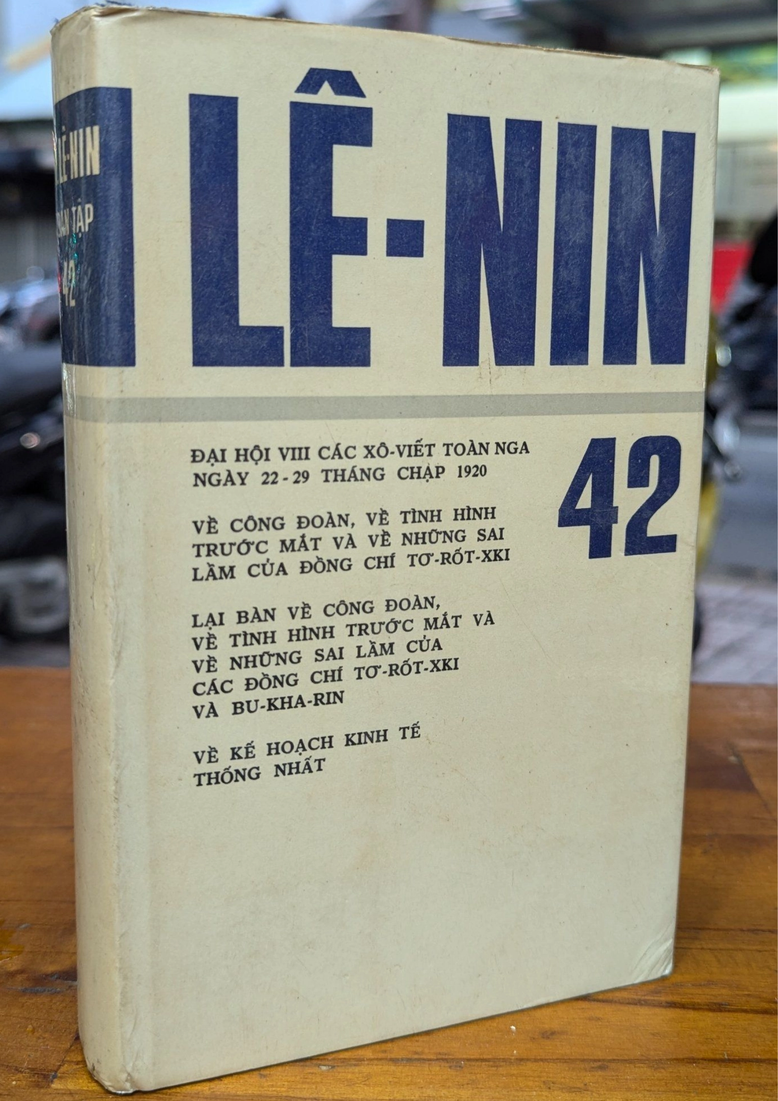 V.I.LÊ-NIN TẬP 42