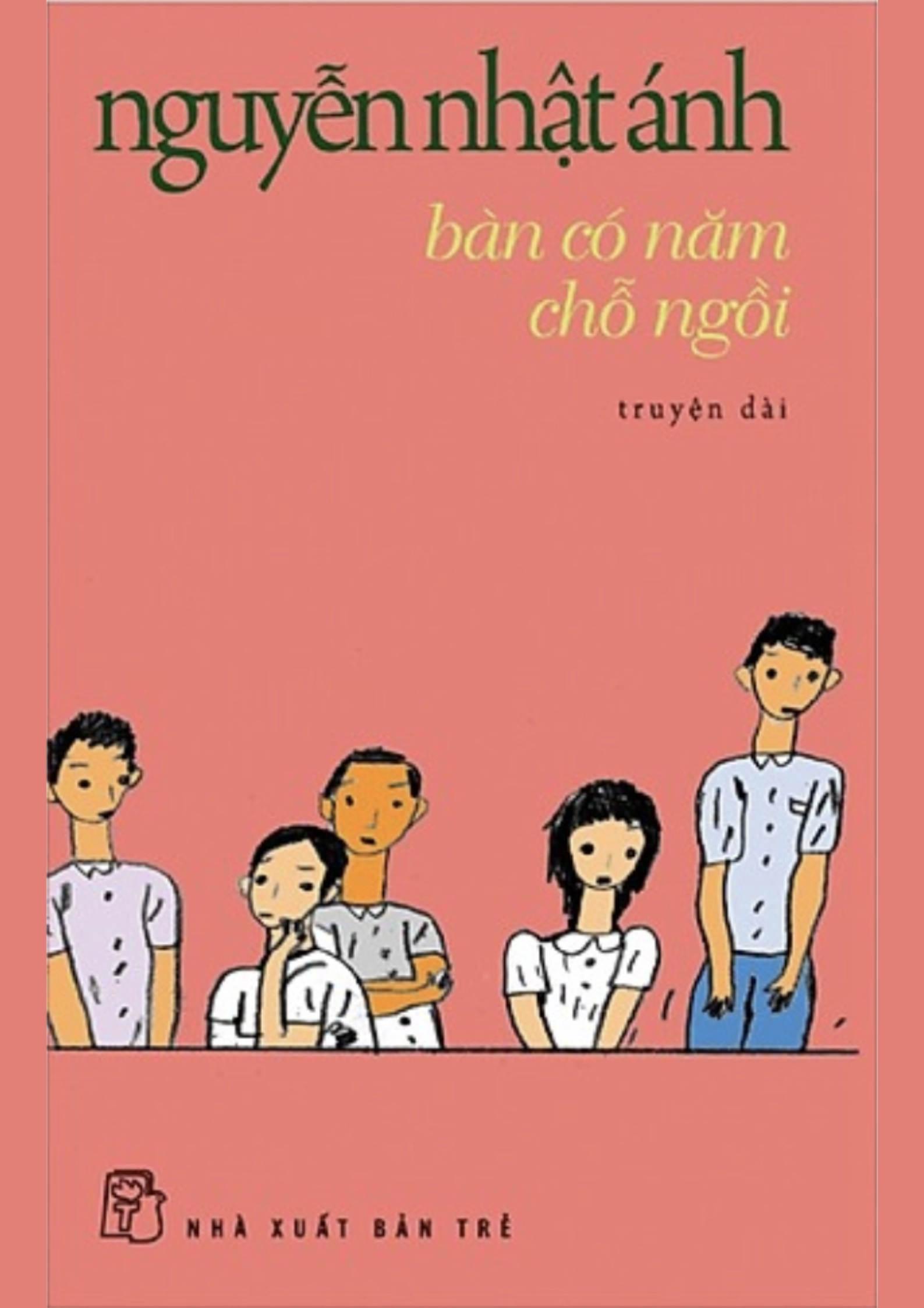 Bàn có năm chỗ ngồi