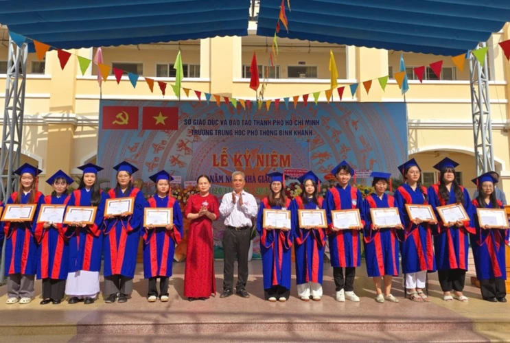 Lễ kỷ niệm 42 năm ngày Nhà giáo Việt Nam (20/11/1982- 20/11/2024)