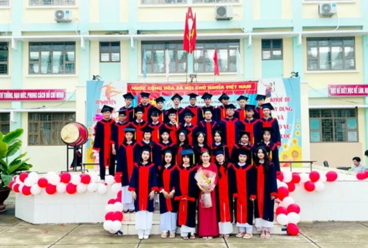 Lễ tri ân và trưởng thành của học sinh Trường THPT Đa Phước