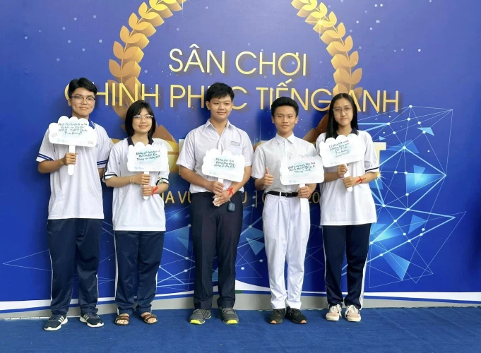 TRƯỜNG THPT ĐINH TIÊN HOÀNG ĐOẠT GIẢI NHÌ CHUNG KẾT CUỘC THI “ CHINH PHỤC TIẾNG ANH - ENGLISH BEAT”