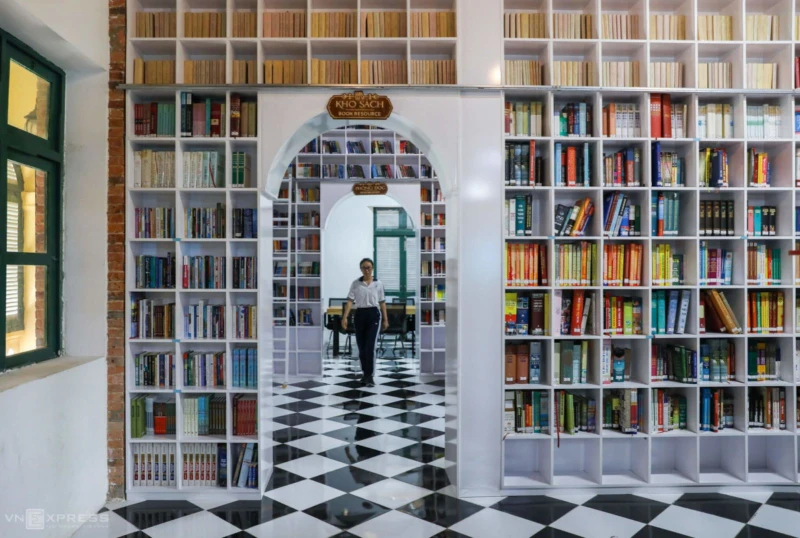 Thư viện 15 tỷ đồng trong ngôi trường hơn trăm tuổi