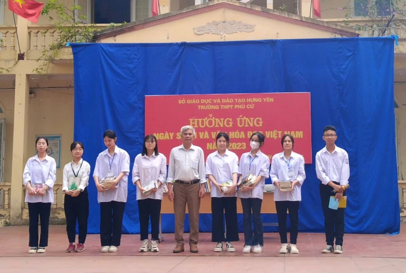 Hưởng ứng “Ngày sách và văn hóa đọc Việt Nam lần thứ 2 năm 2023”