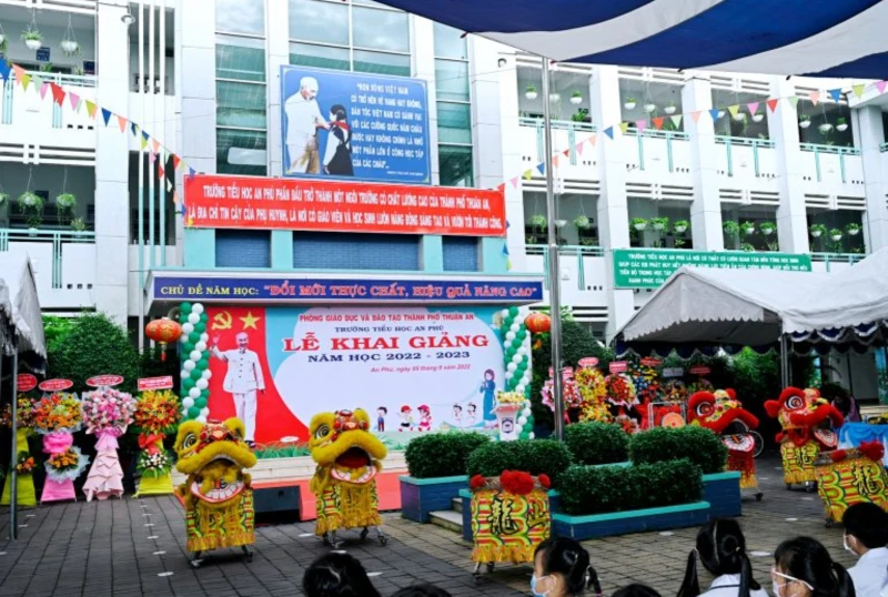 Trường Tiểu học An Phú hân hoan chào đón năm học mới