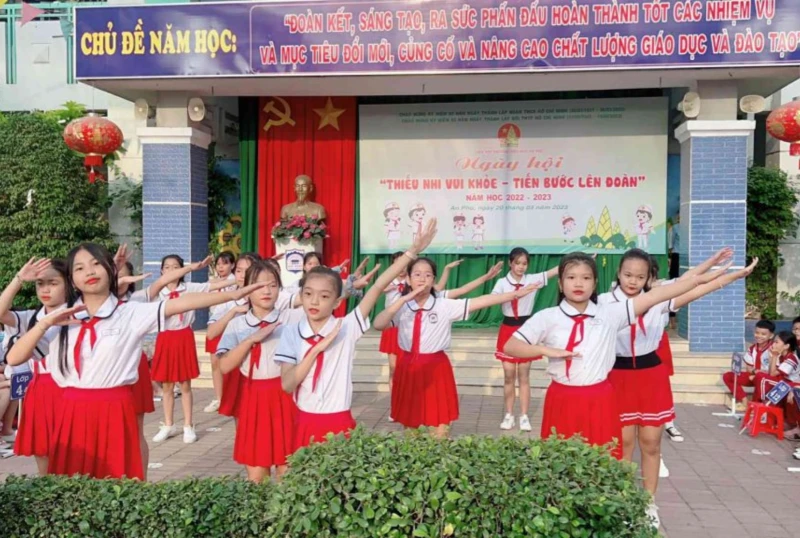 Ngày hội “Thiếu nhi vui khỏe - Tiến bước lên Đoàn”