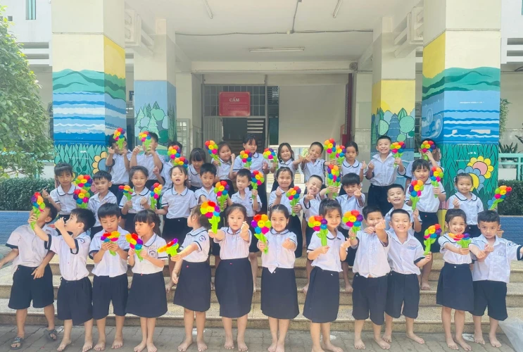 Chào mừng ngày Quốc Tế Phụ Nữ