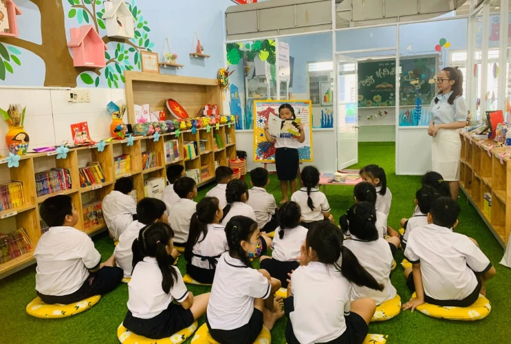 Tiết đọc sách thư viện - Khơi dậy tình yêu đọc sách cho trẻ