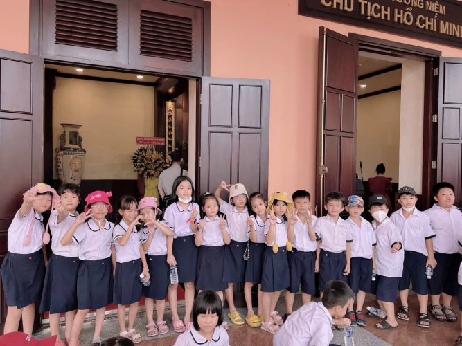 Liên đội TH An Phú – Hoạt động ngoại khóa – Tìm về địa chỉ đỏ và trải nghiệm hướng nghiệp