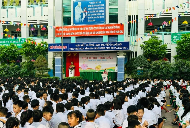 Liên đội TH An Phú tổ chức ngày Hội “Khui heo đất đợt 2”