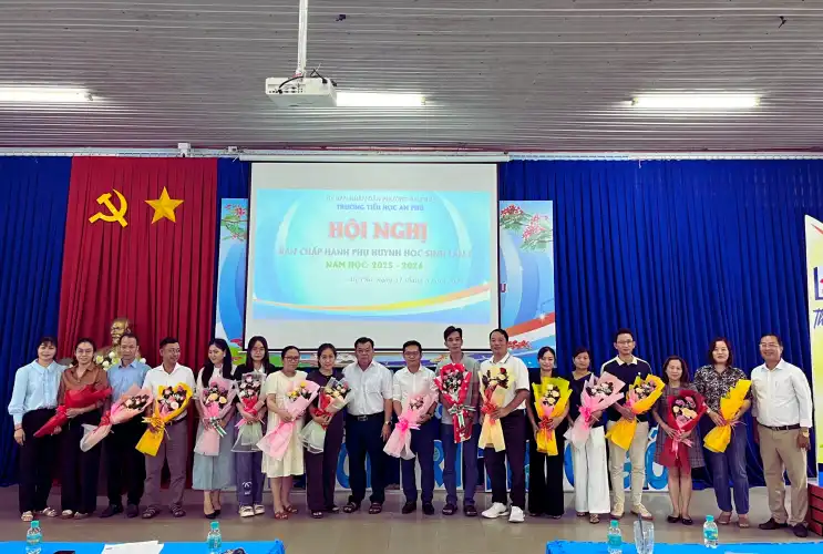 Trường Tiểu học An Phú tổ chức thành công Hội nghị CMHS đầu năm học 2025–2026