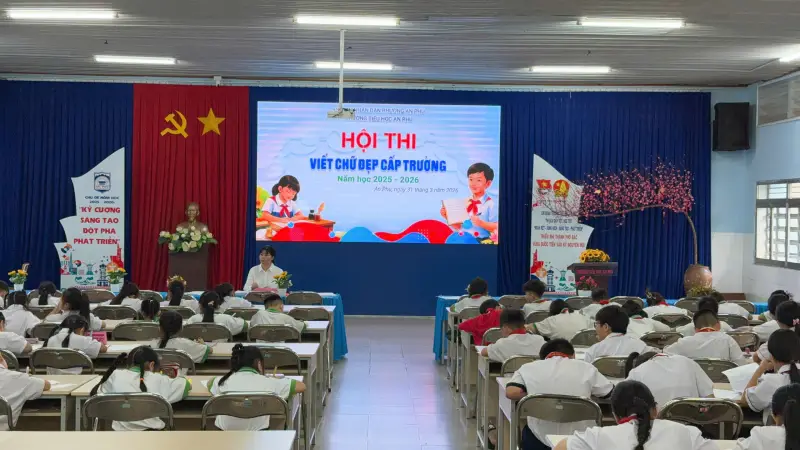RỘN RÀNG HỘI THI VIẾT CHỮ ĐẸP CẤP TRƯỜNG TẠI TIỂU HỌC AN PHÚ