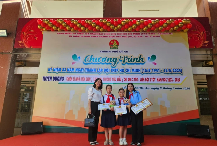 Chúc mừng liên đội Tiểu học Dĩ An với những thành tích xuất sắc