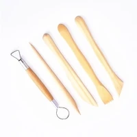 Bộ công cụ thực hành với đất nặn