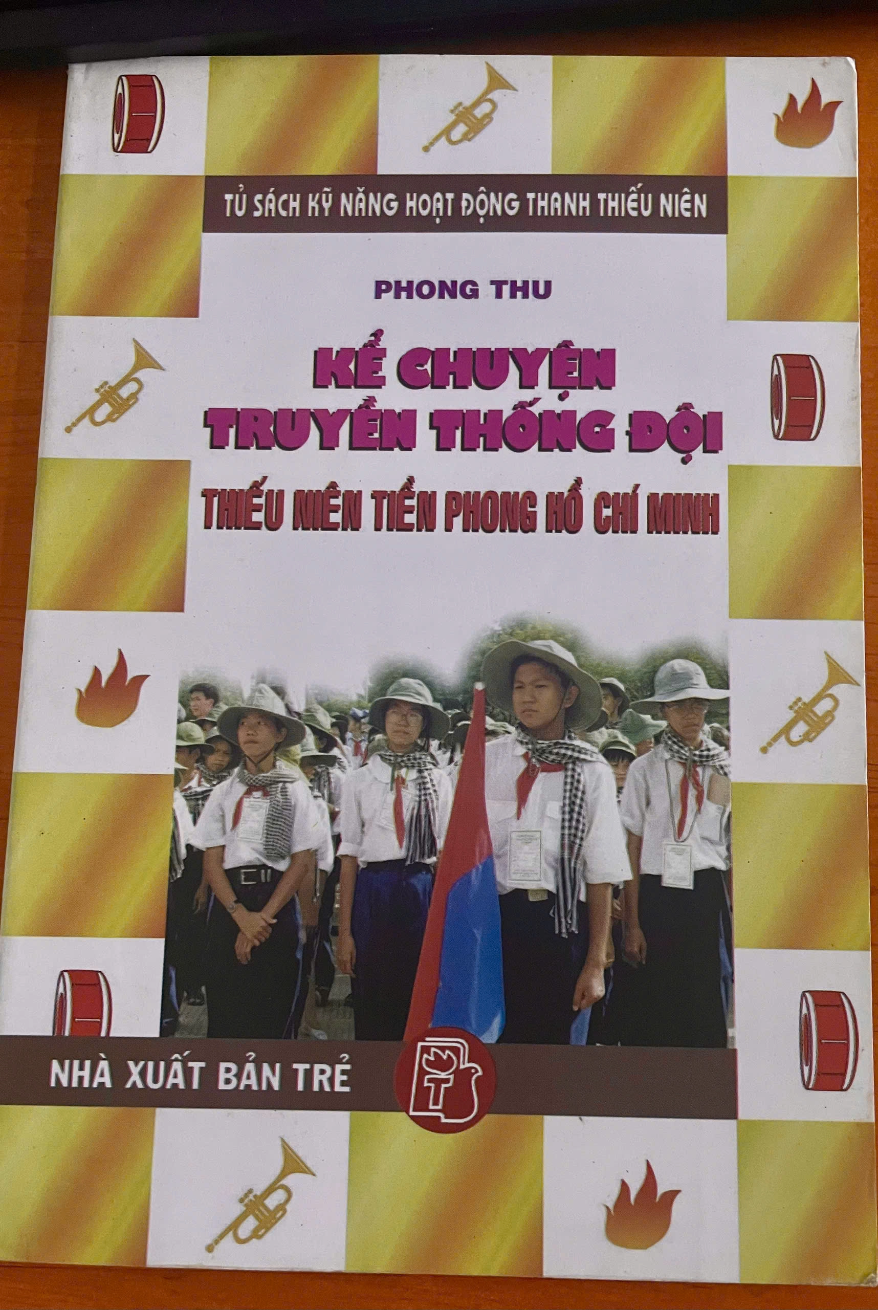 Kể chuyện truyền thống đội thiếu niên tiền phong Hồ Chí Minh