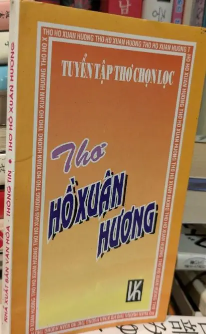 Thơ Hồ Xuân Hương