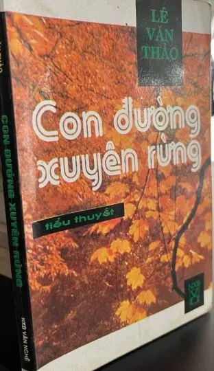 Con đường xuyên rừng