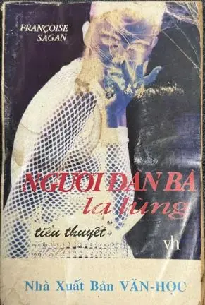 Người đàn bà lạ lùng
