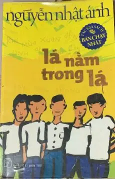 Lá nằm trong lá
