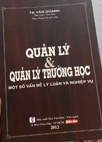 Quản lý và quản lý trường học…