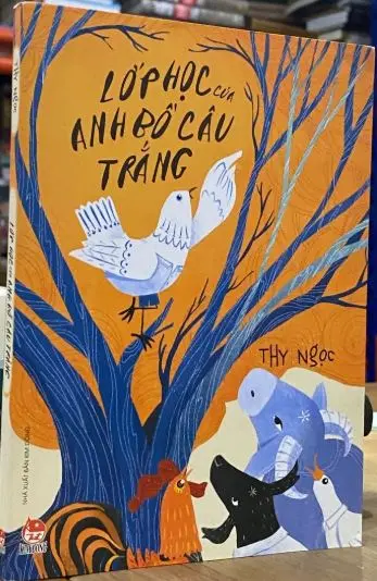 Lớp học của anh bồ câu trắng