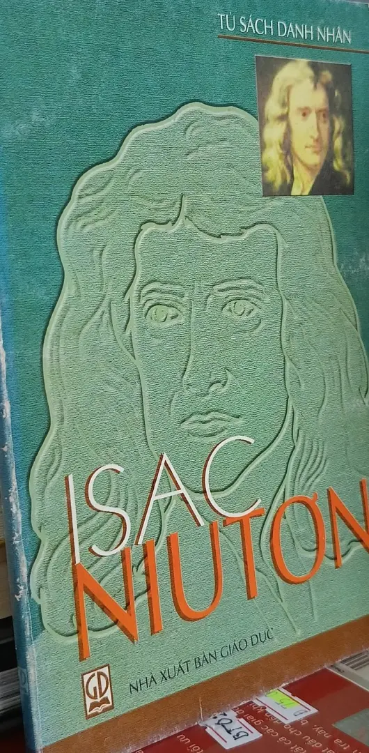 ISAC NIUTƠN