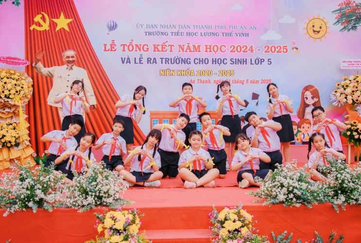 Lễ tổng kết năm học 2024-2025 và chia tay học sinh Lớp 5 tại trường Tiểu học Lương Thế Vinh
