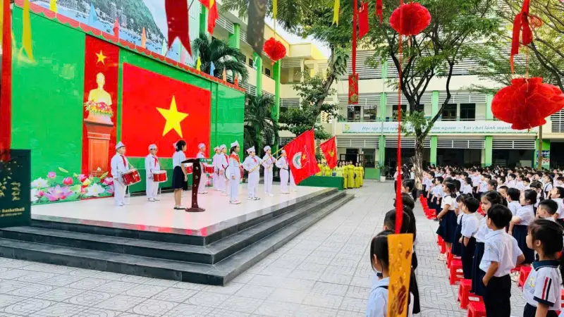 KẾT NỐI – LẮNG NGHE – ĐỒNG HÀNH