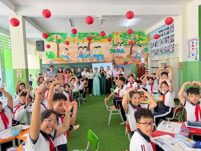 HOẠT ĐỘNG CÔNG KHAI DỰ GIỜ – PHỤ HUYNH CÙNG VÀO LỚP HỌC