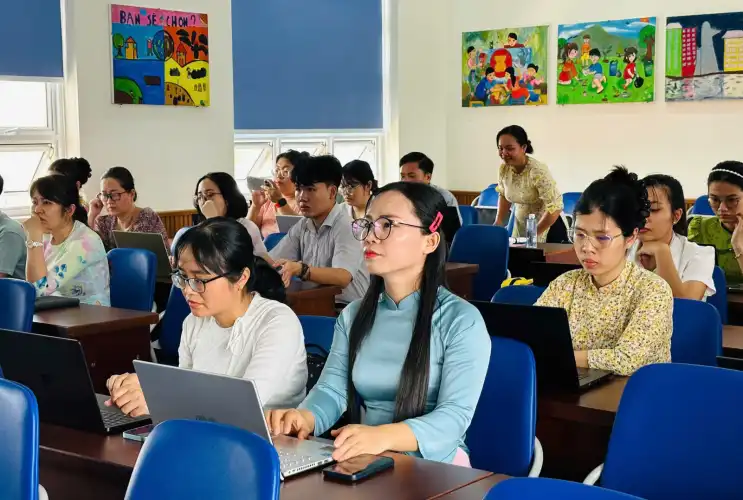 Trường Tiểu học Nguyễn An Khương tổ chức tập huấn trực tiếp Thư viện số DLib K12