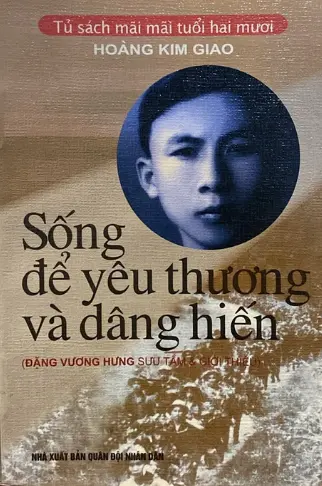 Sống để yêu thương và dâng hiến