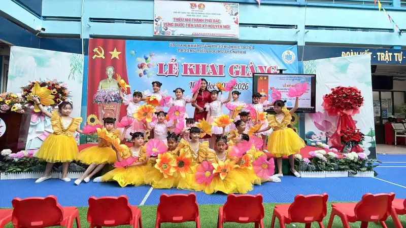 Hân hoan ngày khai giảng tại Trường Tiểu học Nguyễn Thi: Khởi đầu hành trình mới