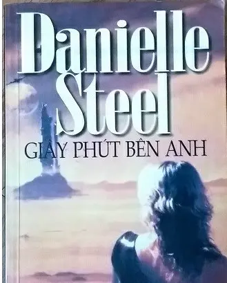 Giây phút bên anh