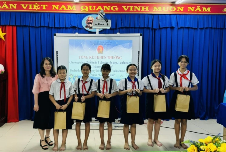 Phong trào "Dũng sĩ kế hoạch nhỏ"