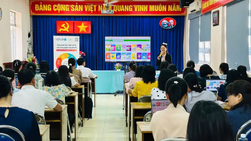 Tập huấn Thư viện số DLib K12 tại trường Tiểu học Phạm Văn Chiêu