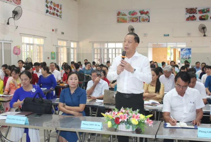 Bình Dương có 100% cơ sở giáo dục Tiểu học thực hiện học bạ số