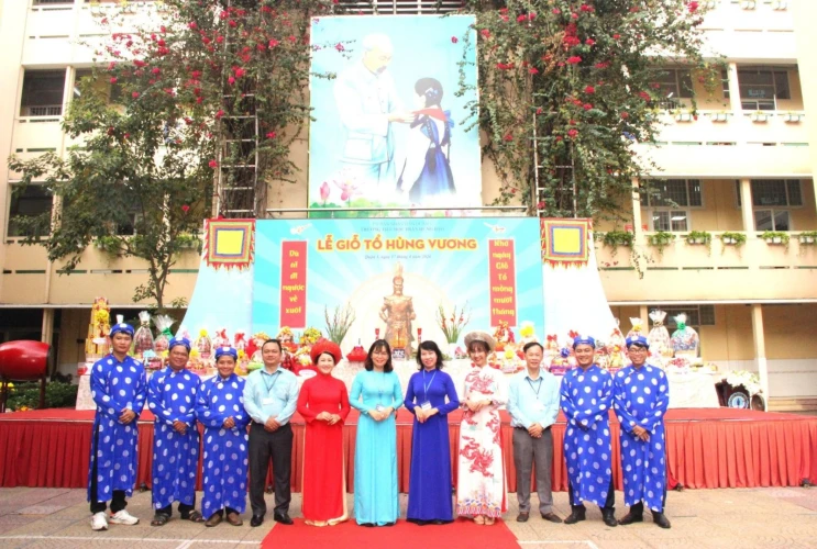 Trường Tiểu học Trần Hưng Đạo tổ chức Lễ Giỗ Tổ Hùng Vương