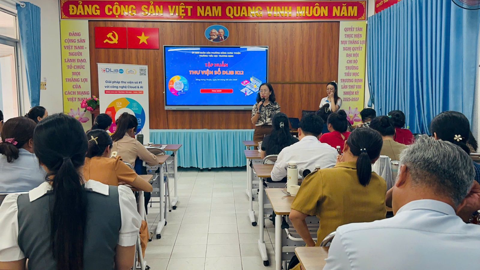 Tập huấn Thư viện số DLib K12 tại trường Tiểu học Trương Định